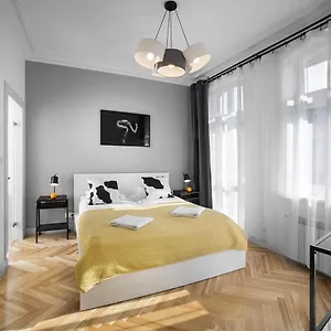 Pomaranczarnia Apartment Posen