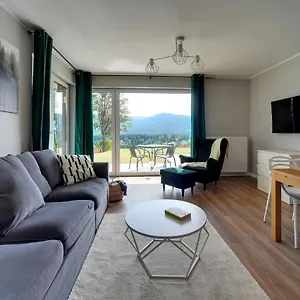 https://apart-invest-apartamenty-szklarska-800.szklarskaporebahotels.net